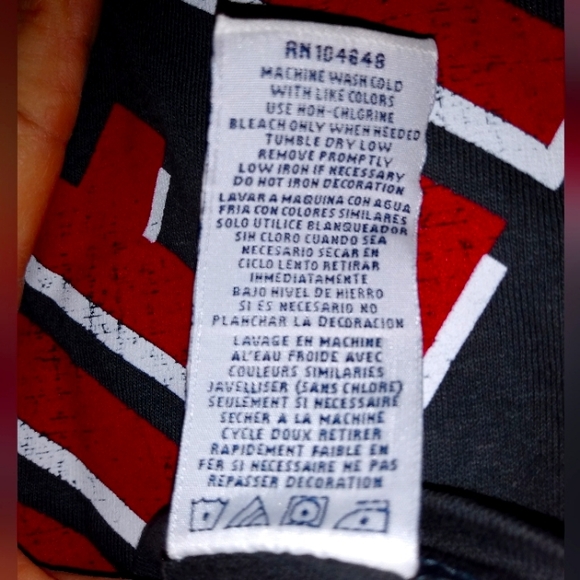 Classic Indiana University Gray T-Shirt, Red & White Distressed Screen Print - Picture 5 of 5